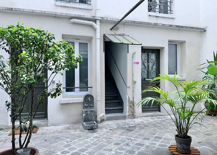 Montparnasse Deluxe Paris